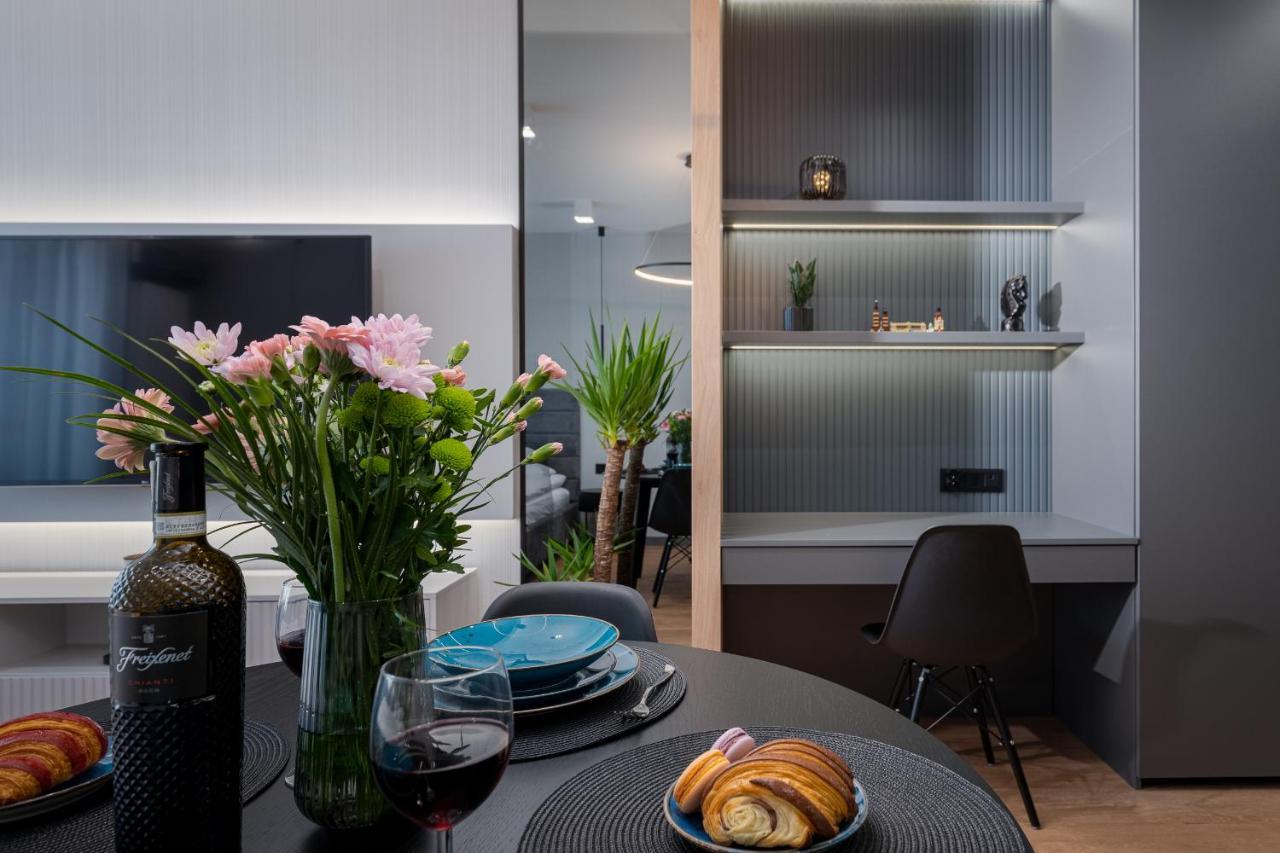 Apartament Mateo Inn Cracovia Esterno foto